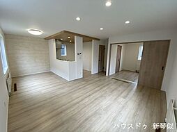 リビング/ダイニングの画像
