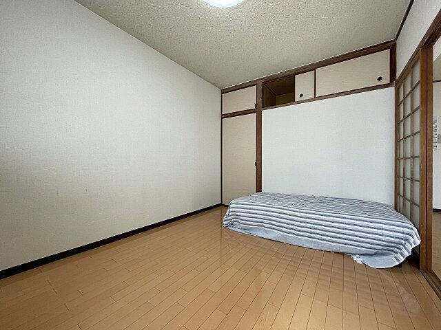 寝室