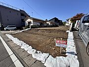 土地右側からの写真