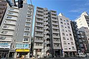 藤和シティホームズ六義園の外観（東側から）