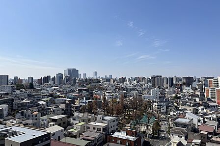 バルコニーからの眺め(西方向)