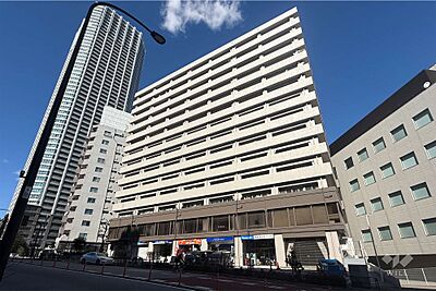 外観:シャトレ市ヶ谷の外観(南東側から) 外観:シャトレ市ヶ谷の外観(南東側から)