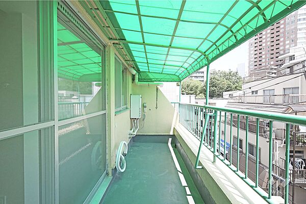 バルコニーを拡大表示