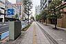 周辺：敷地南西側の前面道路
