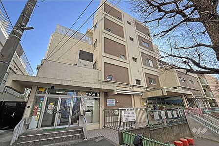 高田馬場第二児童館の外観