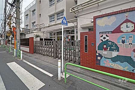 志村第三小学校[公立]の外観