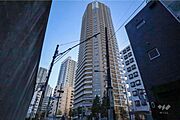 ルネッサンスタワー上野池之端の外観(北東側から)