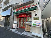 まいばすけっと(西早稲田1丁目店)の外観