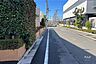 その他：敷地の北西側前面道路（北東側から）