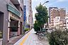 その他：敷地北側の前面道路（東側から）