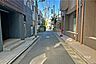 その他：敷地の北側前面道路（西側から）