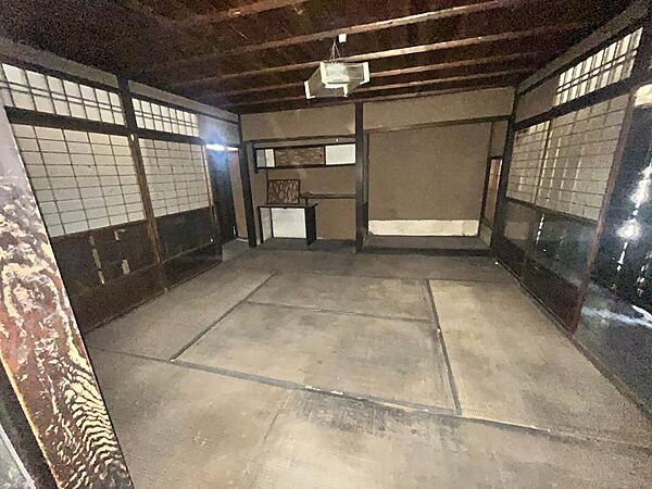室内