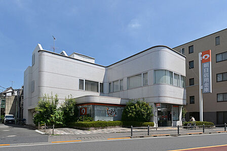 朝日信用金庫荒川南支店(848m)
