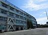 周辺：世田谷区立瀬田中学校 徒歩12分。 960m