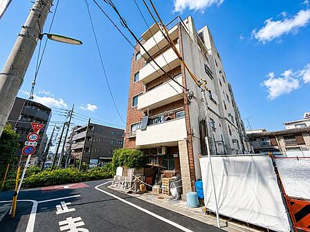 防犯カメラ完備。※AI加工画像につき現状と異なります