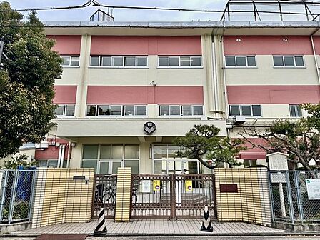 瑞穂小学校 330m