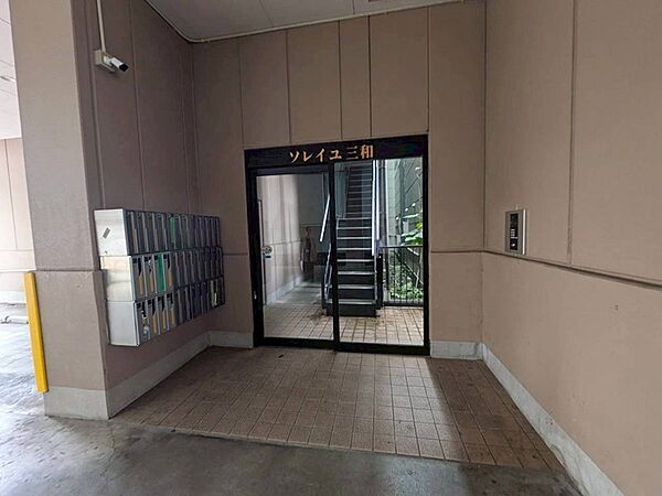 建物エントランス