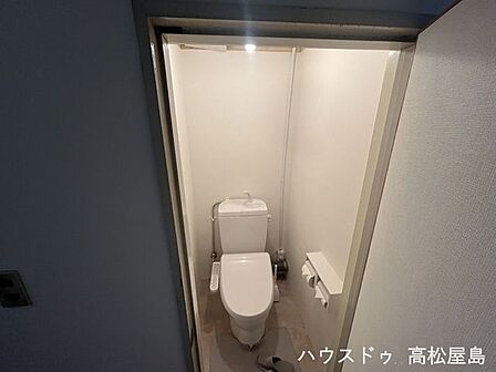 便器・洗浄便座取替済み!!