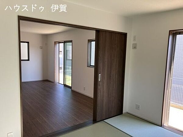 リビング/ダイニングを拡大表示