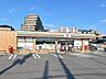 周辺：セブンイレブン瀬戸苗場町店様まで約700ｍ/徒歩約8分。 570m