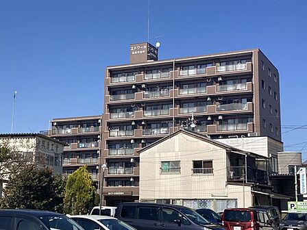 落ち着いた住環境が魅力の常盤町エリア高崎駅利用圏内で通勤・通学にも便利周辺には生活施設が充実、静かさと利便性を兼ね備えた、住み心地の良い住まいです