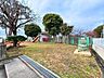 周辺：上野児童公園【かえるの水飲み場がかわいい公園です。すべり台があります。季節によって綺麗な花も咲いており、四季折々の景色を楽しみながら心地よい時間を過ごせます。】 670m