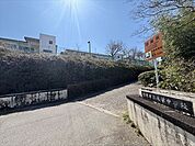天栄中学校【自然に囲まれた高台に位置し、春はウグイスの鳴き声が聞こえる静かな環境にあります。学校教育目標「豊かな心と意欲を持って未来を切り拓く生徒の育成」】 1730m