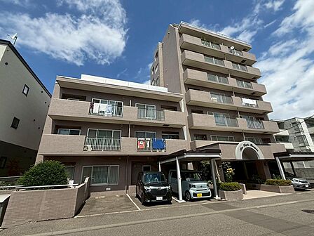 地下鉄「南平岸」駅徒歩6分!