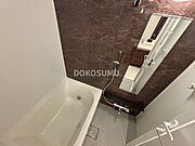 一日の疲れをやさしく癒やす、清潔感あふれるリラックスバス。