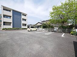 4 / 4