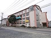 日立市立駒王中学校（846m）