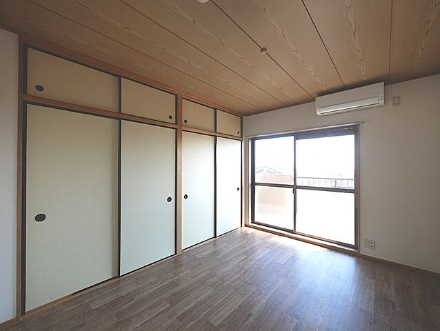 寝室