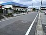 外観：前面道路含む現地写真