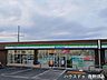 周辺：ファミリーマート　佐野小見町店ハウスドゥ  佐野田島 790m