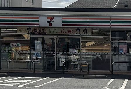 セブンイレブン 周南松保町 200m