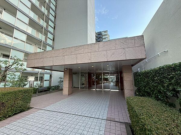 エントランスを拡大表示