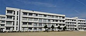 高岡小学校