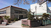 中部中学校
