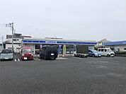 ローソン 寒川大曲店（713m）