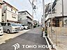 駐車場：一番重要な物は「衣食住」と「家族」だと思います。一生懸命に働いたお父さんの安らぐ場所。美味しい料理を振舞うお母さんの使い易さ。お子様のための住環境。マイホームへの皆様の思いをお伝え下さい。