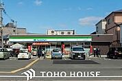 ファミリーマート枚方星丘店 徒歩7分。 510m