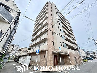 外観:建物に対して高い耐震性・耐久力に基づく信頼こそが、まずは快適な住まいの大前提。長年の経験と試行錯誤から生まれた様々な技術が、堅牢なすまいづくりを実現します。 外観:建物に対して高い耐震性・耐久力に基づく信頼こそが、まずは快適な住まいの大前提。長年の経験と試行錯誤から生まれた様々な技術が、堅牢なすまいづくりを実現します。