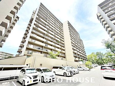 物件の陽当りや通風・仕様設備やお部屋の大きさの比較、近隣・周辺環境や街並みなど、資料には掲載していない情報が現地にはたくさんあります。 是非ご確認ください。
