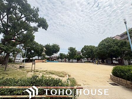 本田公園 徒歩2分 100m