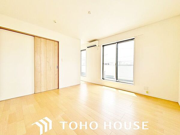 洋室を拡大表示