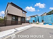 デザイン性・設備面の充実を図るだけでは、永い将来を守っていく邸宅とは言えません。制震・耐震構造で地震に強い家を目指し、次代へ時を繋ぐ強固な家になりました。※CG加工あり