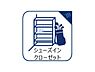 その他：玄関をいつでもスッキリ保てる大容量のシューズインクローゼットを完備！ご家族の靴はもちろん、ベビーカーやアウトドア用品、ゴルフバッグなどもそのまま収納可能です。