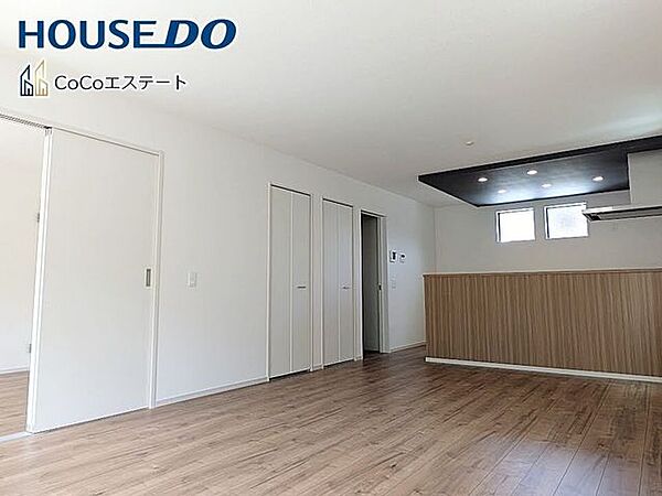 リビング/ダイニングを拡大表示