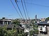 外観：外観住まいから望む街並みの眺め。開けた景色が広がり、季節や時間帯によって異なる表情を楽しめます。実際の眺めは、現地案内の際にぜひご確認ください。