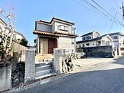 ◆外観（リフォーム後）｜外観が光を反射し、お家全体を明るく大きい印象にしてくれます♪